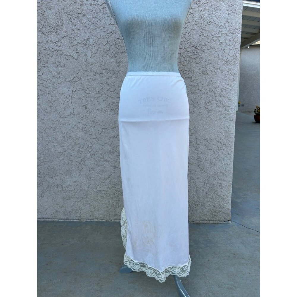 VTG Velrose Nude Beige Half Maxi Skirt Slip Nylon Lace Trim Coquette - Small